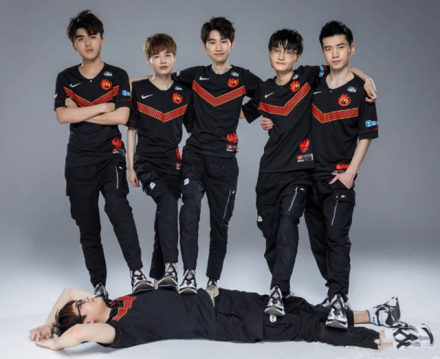 足总杯的胜 足总杯的胜