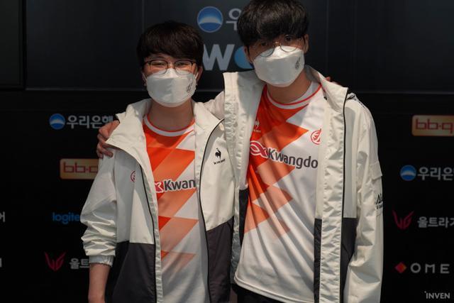 加入一个与 加入一个与