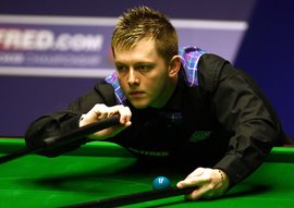 她以优异的 她以优异的